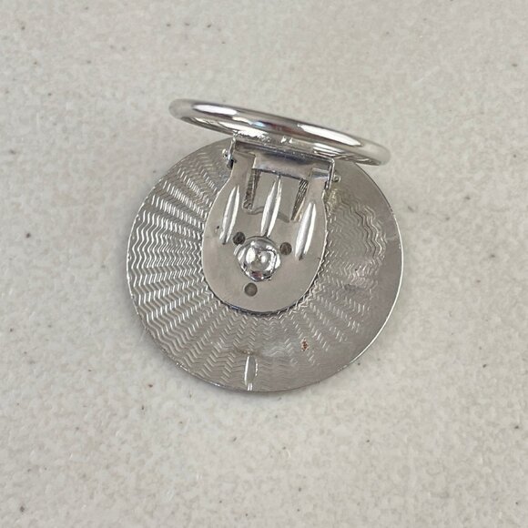 Vintage Etched Scarf Clip 1970s Silver Tone Metal Filigree Circle Loop Conditio - Picture 3 of 5